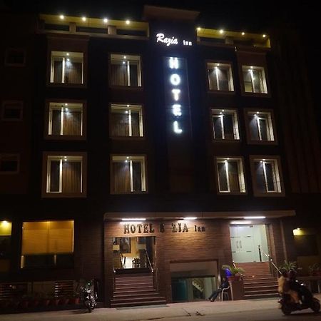 Hotel Razia Inn Hisār Exteriör bild